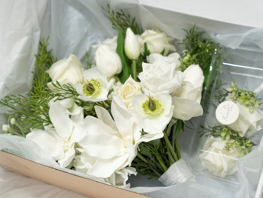 Botanic White Bridal Bouquet